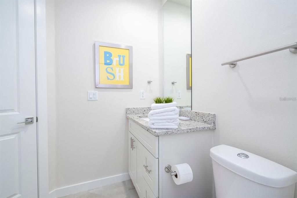 En Venta: $500,000 (5 camas, 5 baños, 2044 Pies cuadrados)
