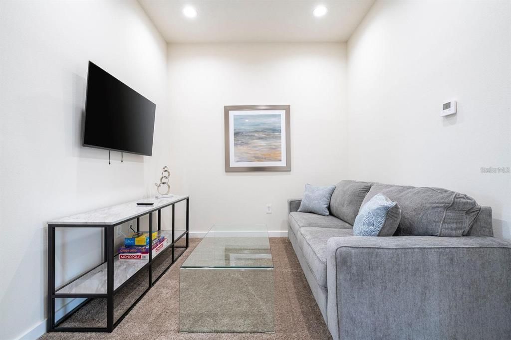En Venta: $500,000 (5 camas, 5 baños, 2044 Pies cuadrados)