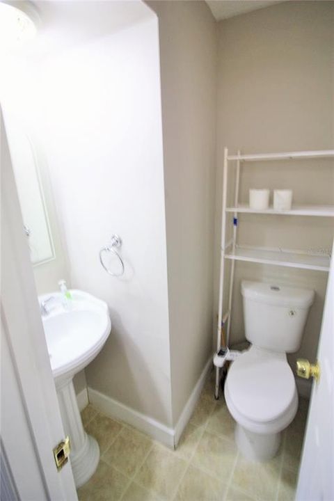 For Rent: $1,995 (2 beds, 2 baths, 1031 Square Feet)