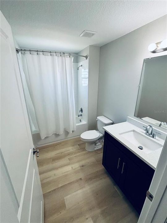 For Rent: $2,300 (3 beds, 2 baths, 1507 Square Feet)