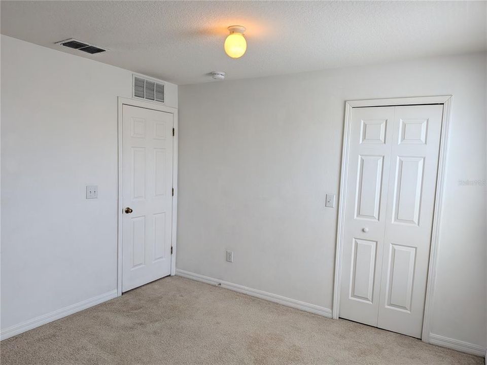 For Rent: $1,950 (4 beds, 2 baths, 1440 Square Feet)