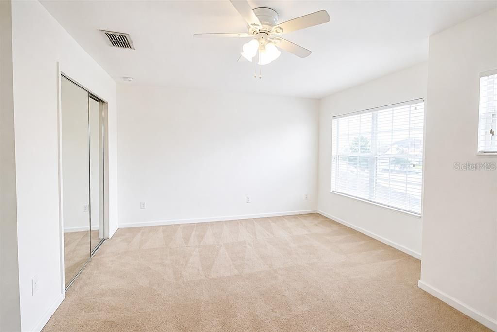 For Rent: $2,450 (3 beds, 3 baths, 1686 Square Feet)