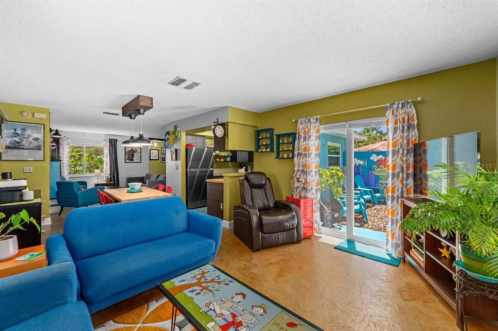 For Sale: $499,000 (3 beds, 2 baths, 1868 Square Feet)