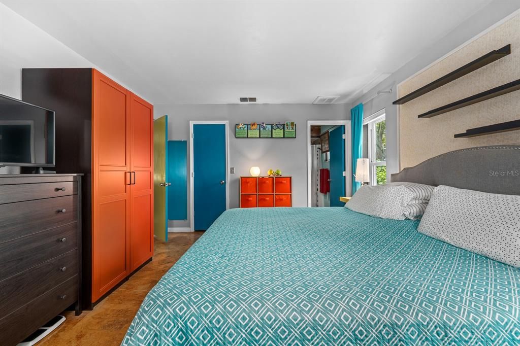 For Sale: $499,000 (3 beds, 2 baths, 1868 Square Feet)