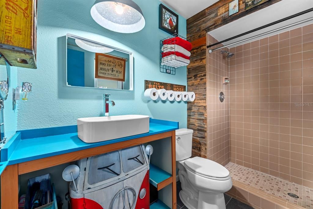 For Sale: $499,000 (3 beds, 2 baths, 1868 Square Feet)