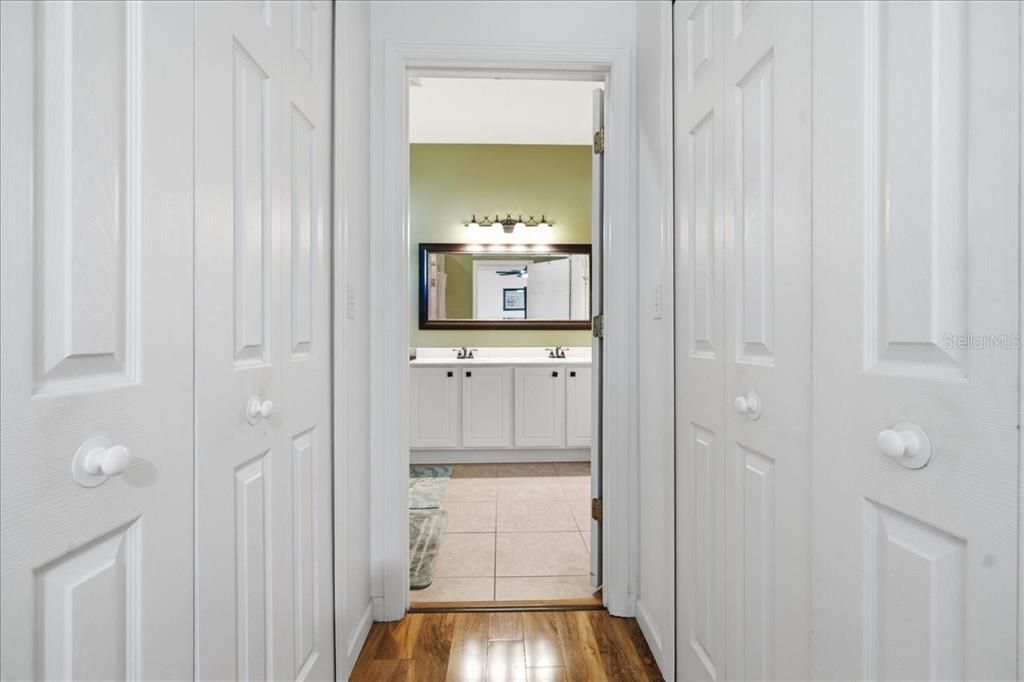 For Sale: $465,900 (3 beds, 2 baths, 2043 Square Feet)