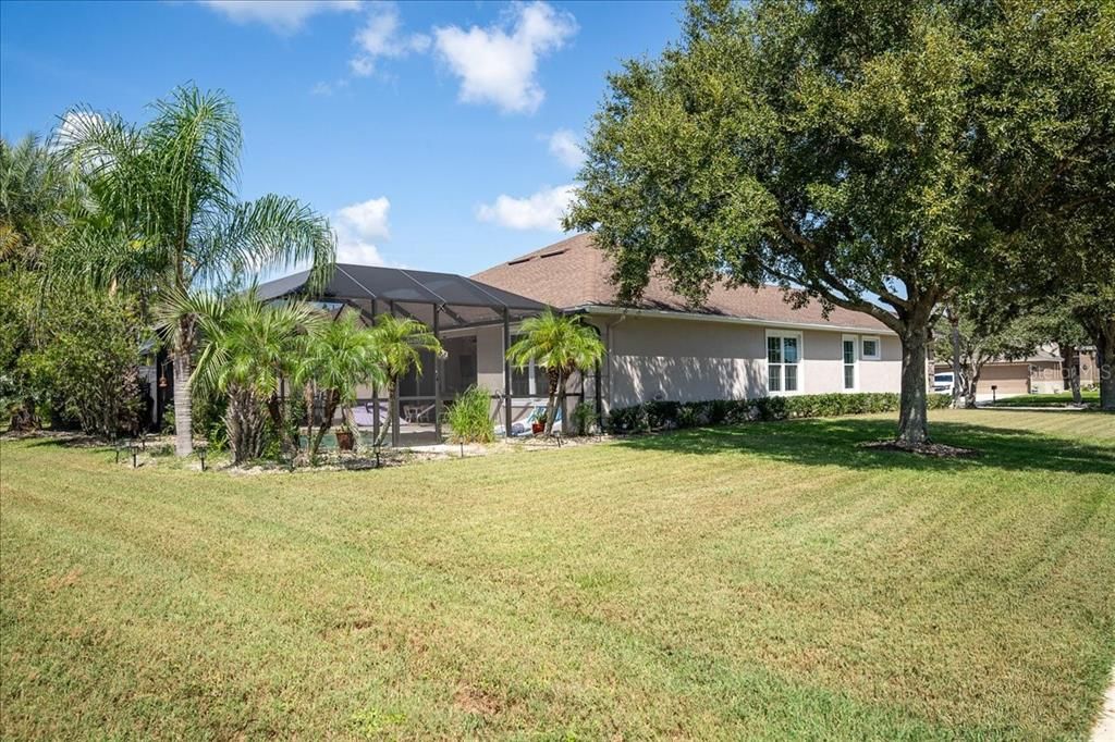 For Sale: $465,900 (3 beds, 2 baths, 2043 Square Feet)