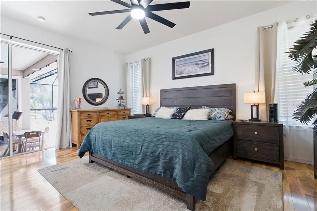 For Sale: $465,900 (3 beds, 2 baths, 2043 Square Feet)