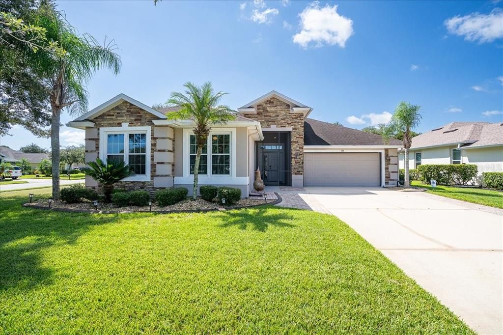 For Sale: $465,900 (3 beds, 2 baths, 2043 Square Feet)