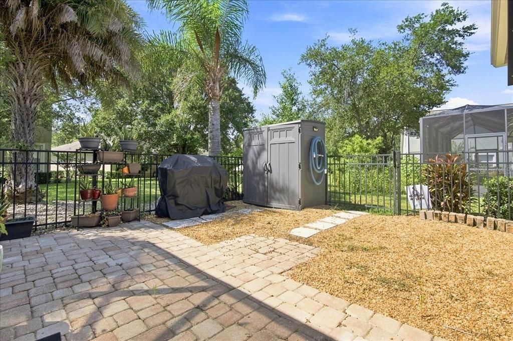 For Sale: $465,900 (3 beds, 2 baths, 2043 Square Feet)