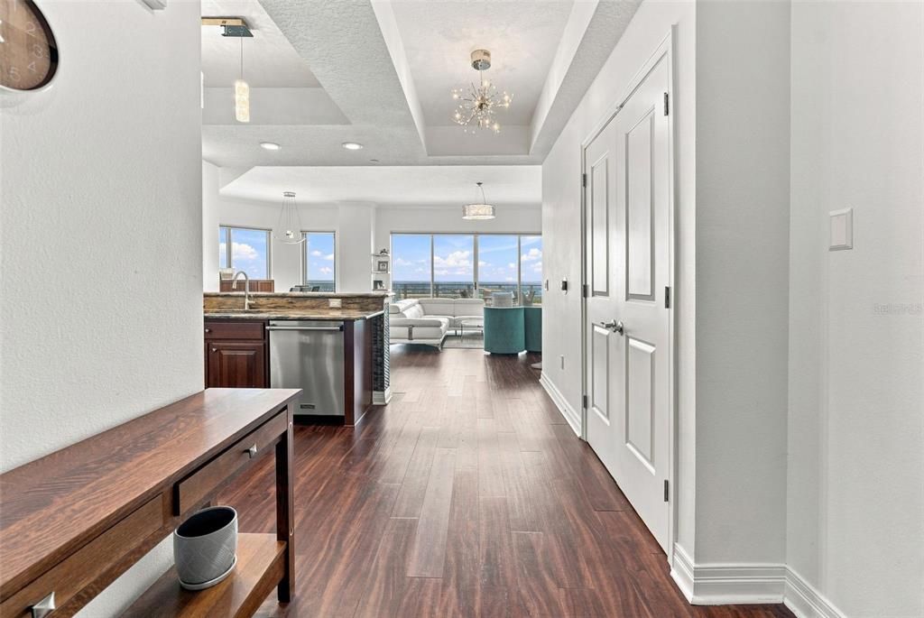 For Rent: $6,500 (3 beds, 3 baths, 1733 Square Feet)
