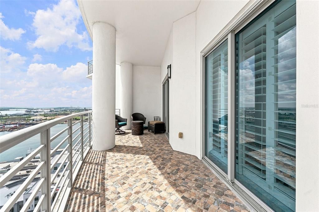 For Rent: $6,500 (3 beds, 3 baths, 1733 Square Feet)