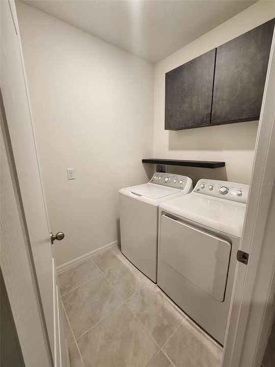 For Rent: $2,300 (4 beds, 2 baths, 1830 Square Feet)