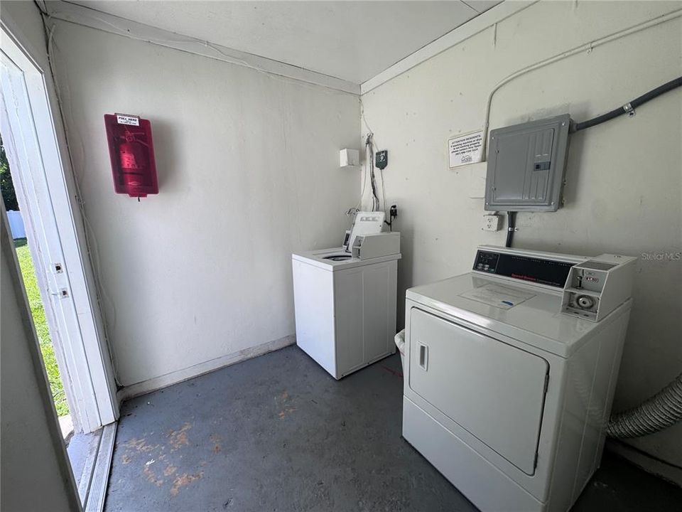 В аренду: $1,395 (2 спален, 1 ванн, 930 Квадратных фут)