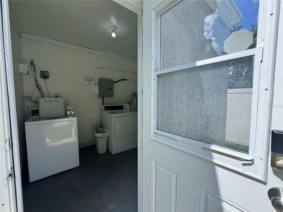 В аренду: $1,395 (2 спален, 1 ванн, 930 Квадратных фут)