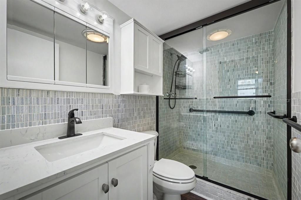 For Sale: $209,999 (2 beds, 2 baths, 1038 Square Feet)