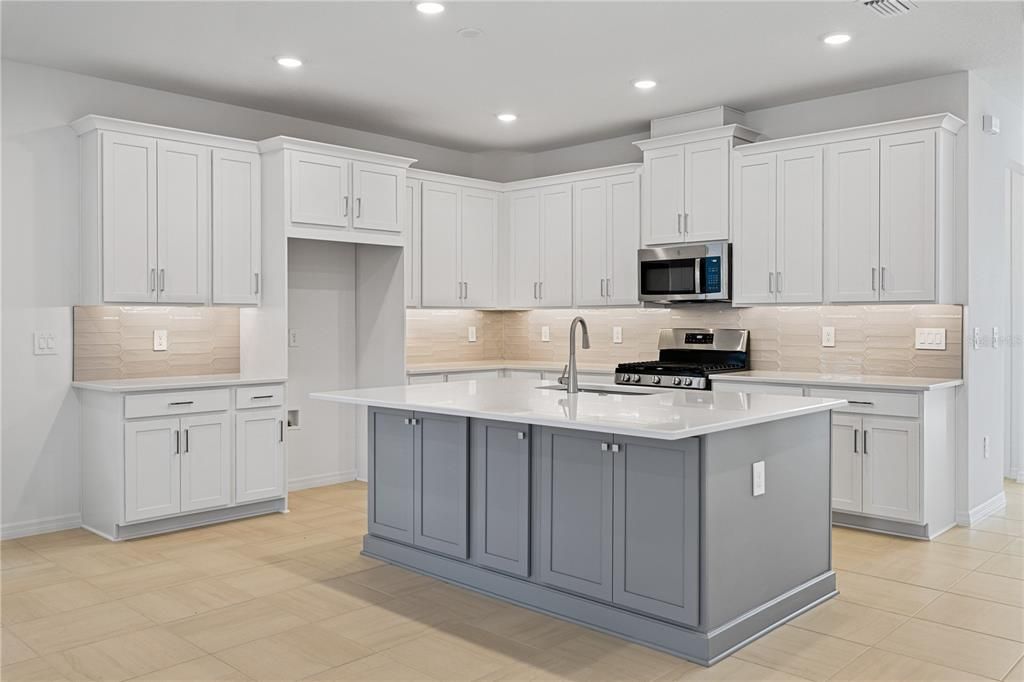 For Sale: $629,000 (4 beds, 3 baths, 2332 Square Feet)