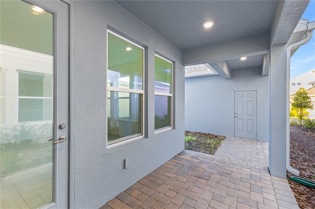 For Sale: $629,000 (4 beds, 3 baths, 2332 Square Feet)