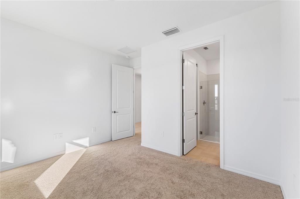 For Sale: $629,000 (4 beds, 3 baths, 2332 Square Feet)