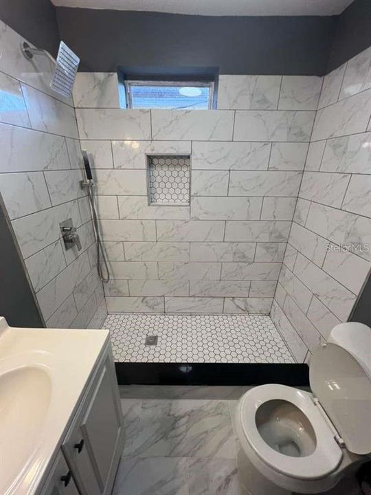 For Rent: $1,795 (2 beds, 1 baths, 794 Square Feet)
