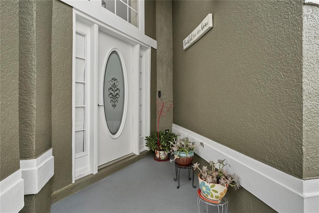 For Sale: $369,000 (4 beds, 2 baths, 1921 Square Feet)