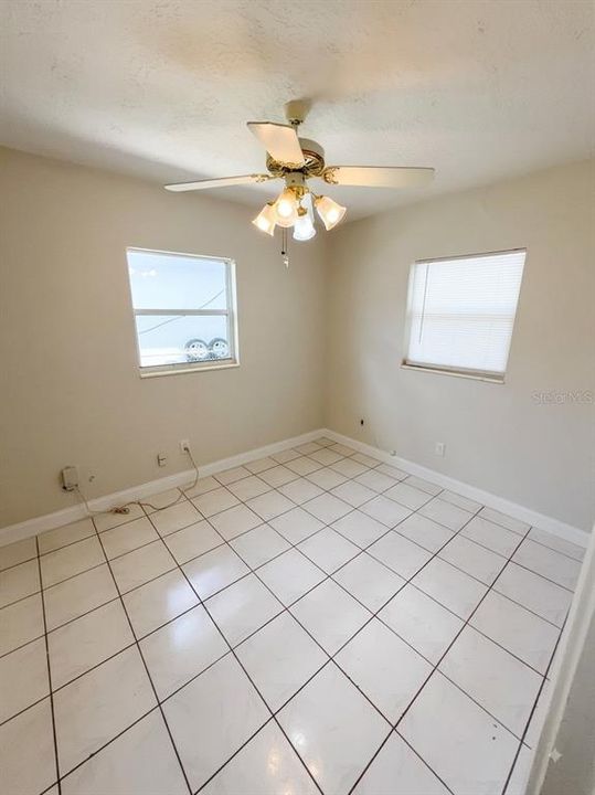 For Rent: $2,650 (3 beds, 2 baths, 1388 Square Feet)
