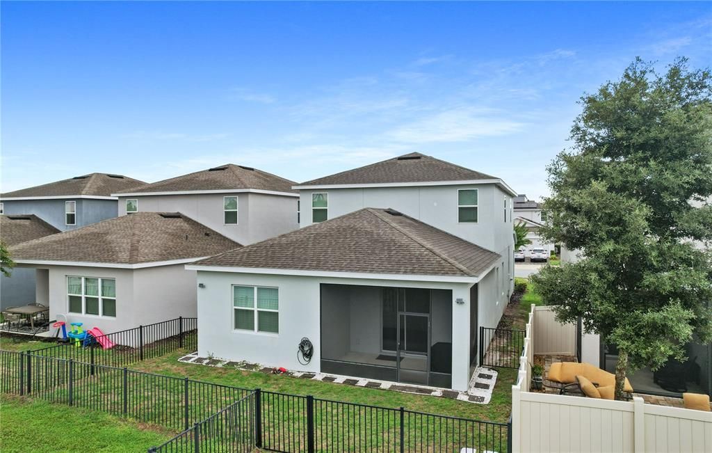 For Sale: $435,000 (4 beds, 2 baths, 2493 Square Feet)