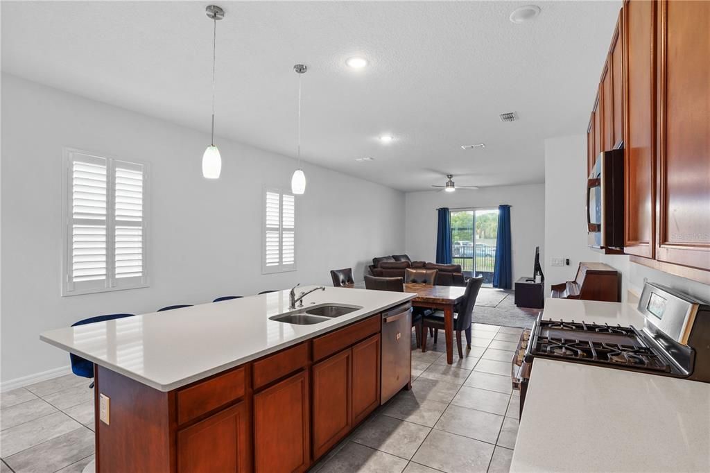For Sale: $435,000 (4 beds, 2 baths, 2493 Square Feet)