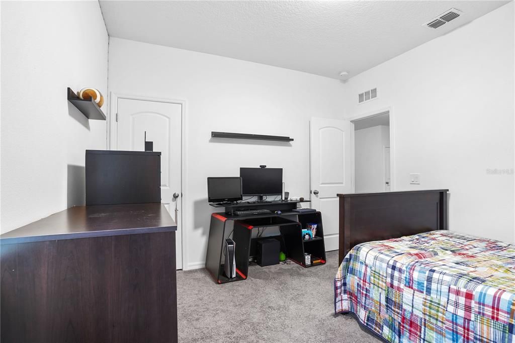 For Sale: $435,000 (4 beds, 2 baths, 2493 Square Feet)