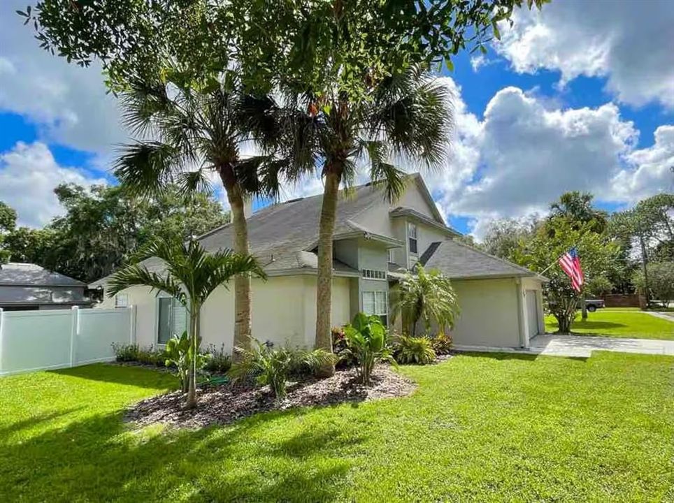 For Rent: $4,000 (4 beds, 2 baths, 1857 Square Feet)