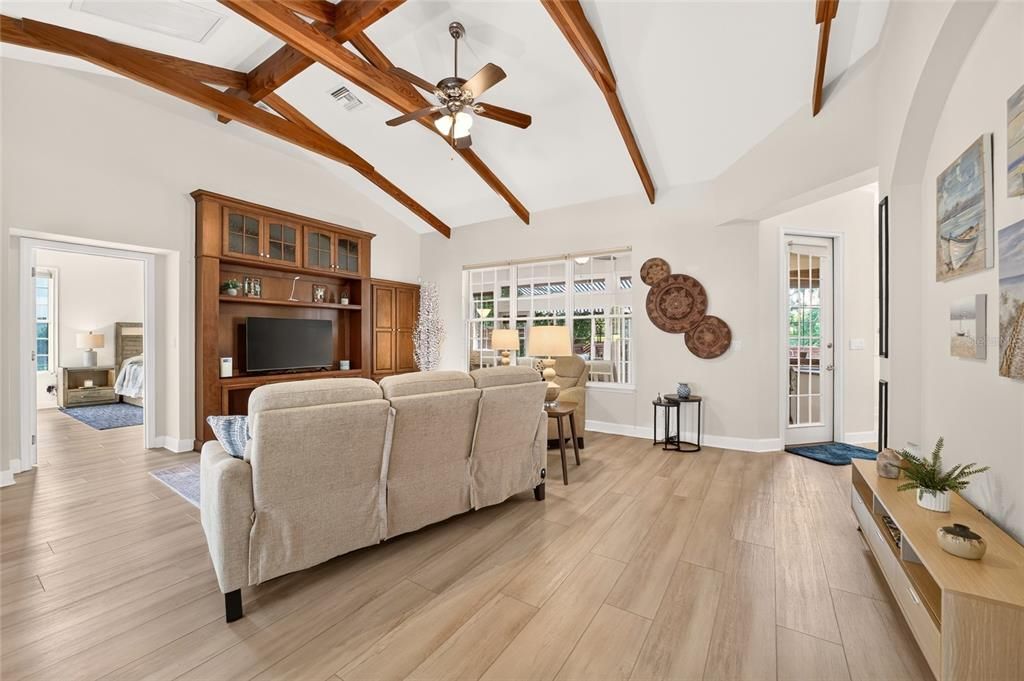 For Sale: $675,000 (3 beds, 2 baths, 2455 Square Feet)