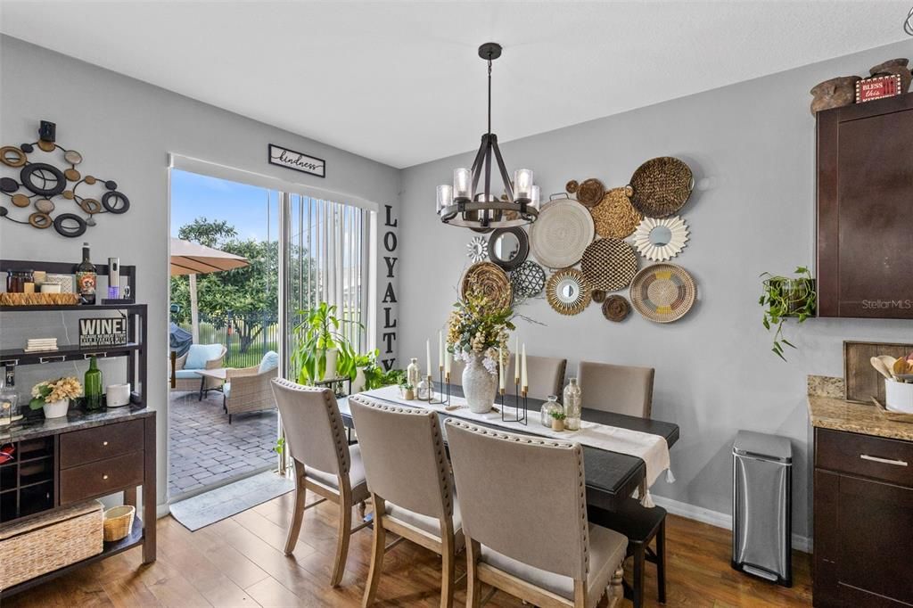 For Sale: $525,000 (3 beds, 2 baths, 1752 Square Feet)