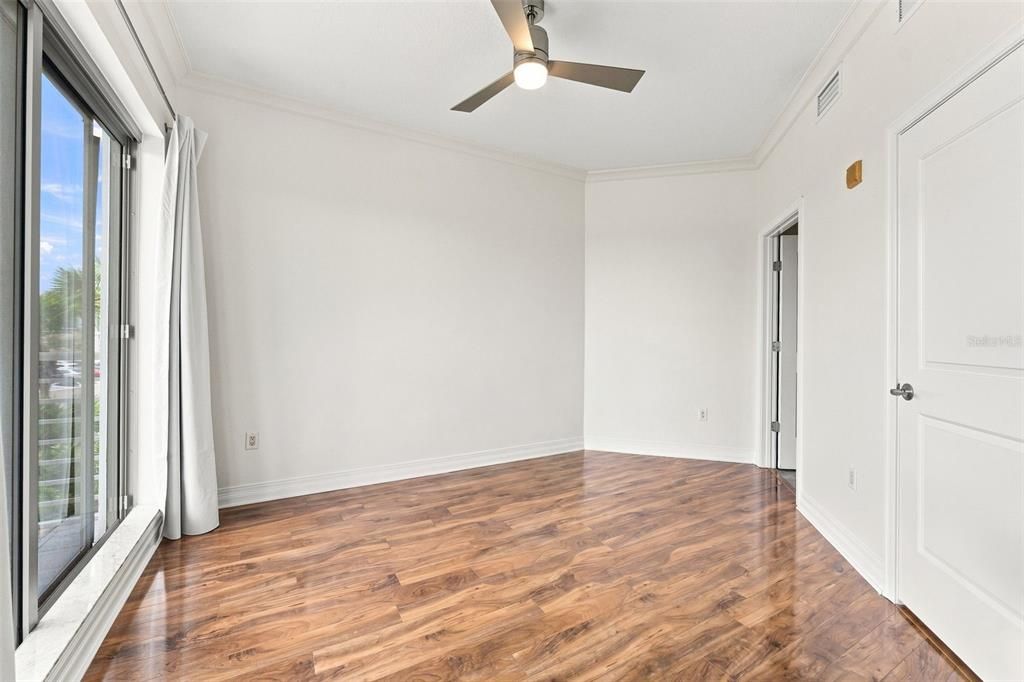 For Rent: $4,700 (2 beds, 2 baths, 1363 Square Feet)