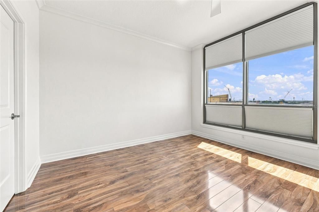 For Rent: $4,700 (2 beds, 2 baths, 1363 Square Feet)