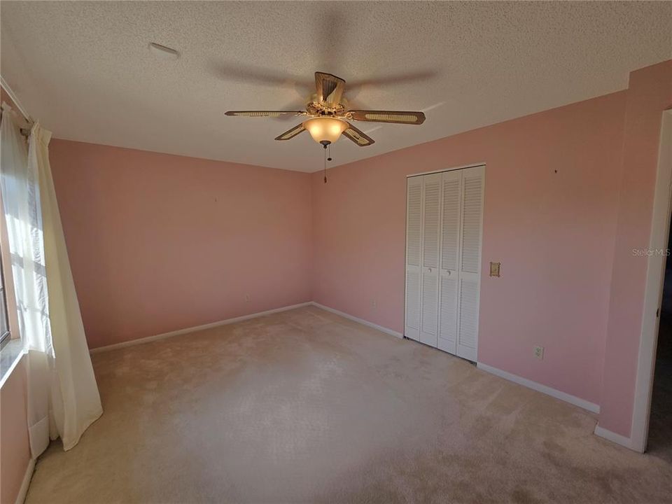 For Sale: $250,000 (3 beds, 2 baths, 1684 Square Feet)