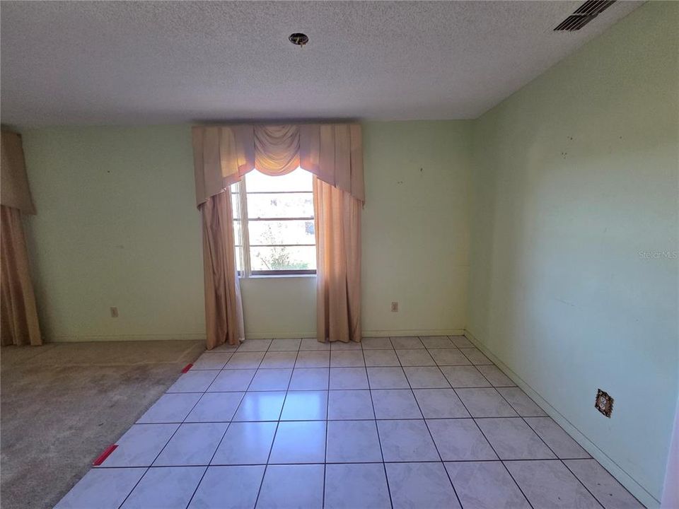 For Sale: $250,000 (3 beds, 2 baths, 1684 Square Feet)