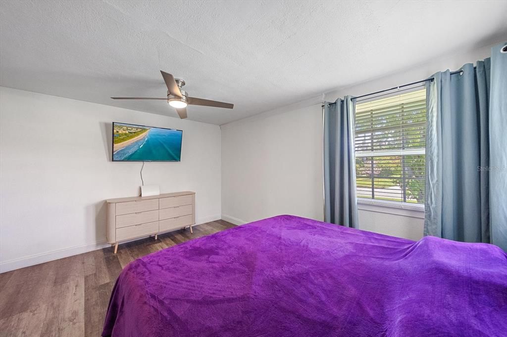 For Sale: $340,000 (3 beds, 1 baths, 1517 Square Feet)