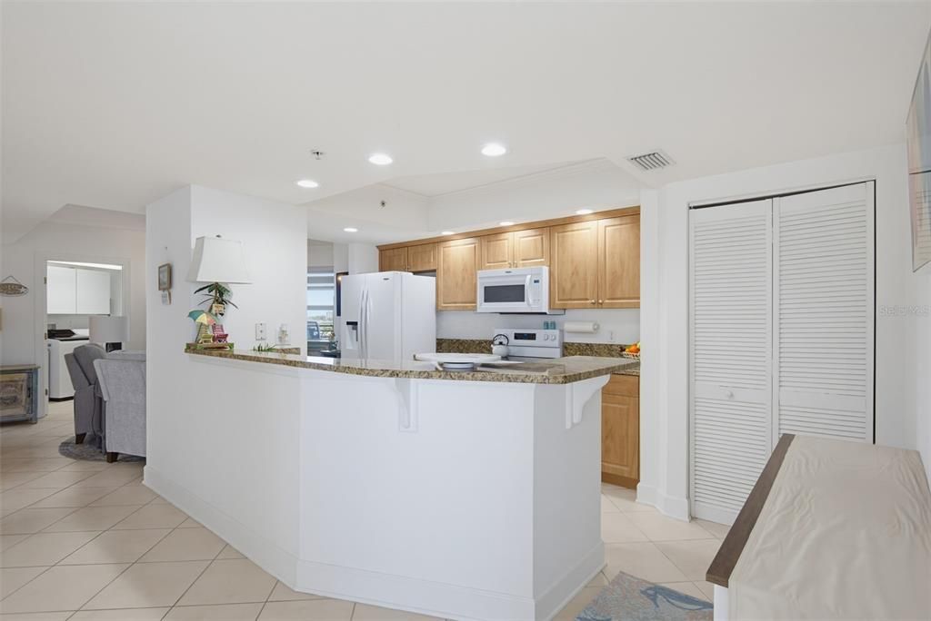 For Sale: $659,000 (3 beds, 3 baths, 2072 Square Feet)