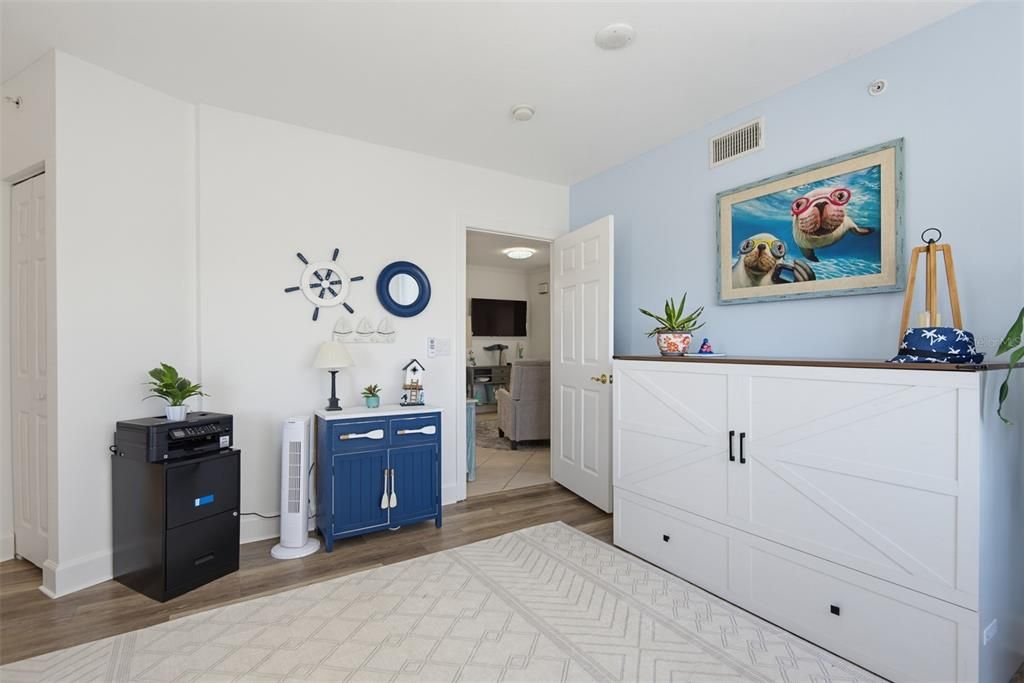 For Sale: $659,000 (3 beds, 3 baths, 2072 Square Feet)