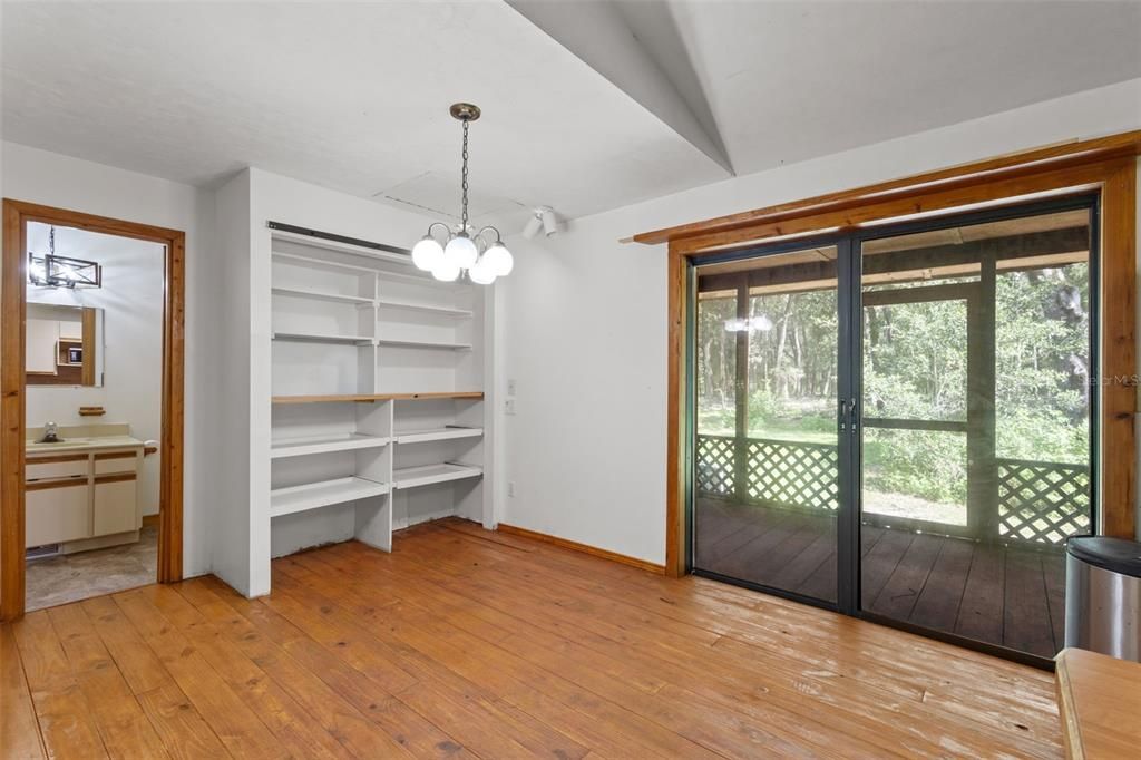 En Venta: $365,000 (2 camas, 3 baños, 1050 Pies cuadrados)