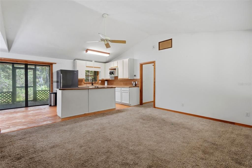 En Venta: $365,000 (2 camas, 3 baños, 1050 Pies cuadrados)