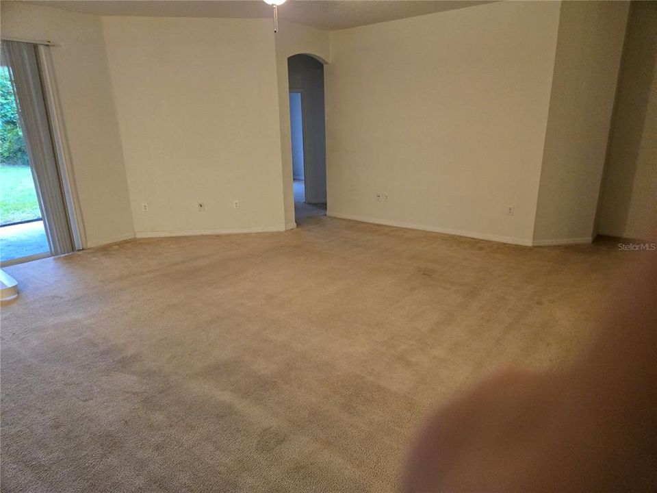 For Sale: $299,999 (4 beds, 2 baths, 2243 Square Feet)