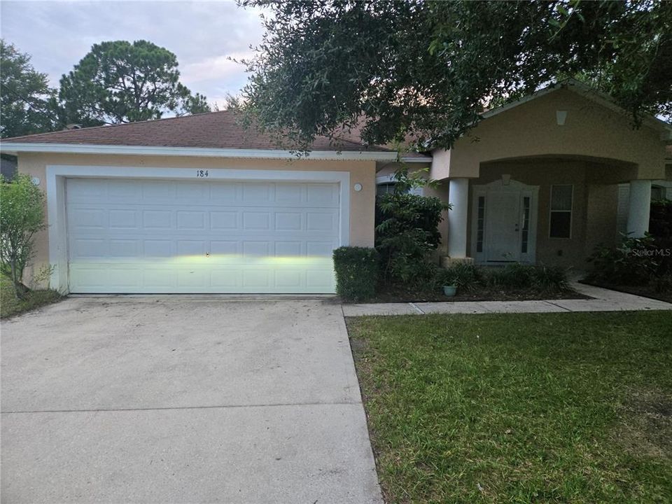 For Sale: $299,999 (4 beds, 2 baths, 2243 Square Feet)