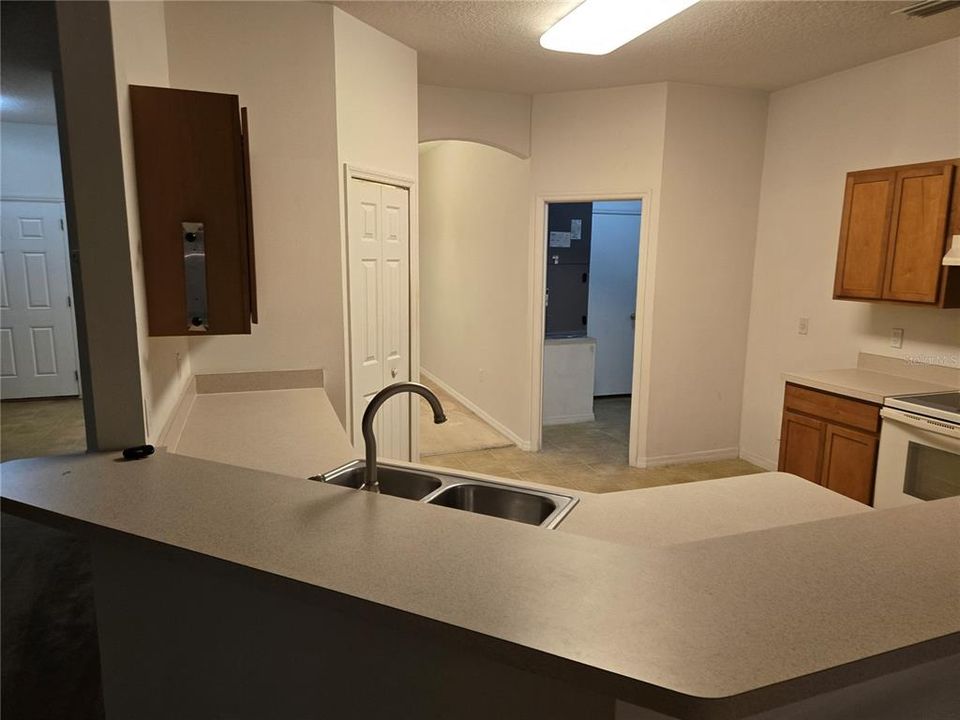 For Sale: $299,999 (4 beds, 2 baths, 2243 Square Feet)
