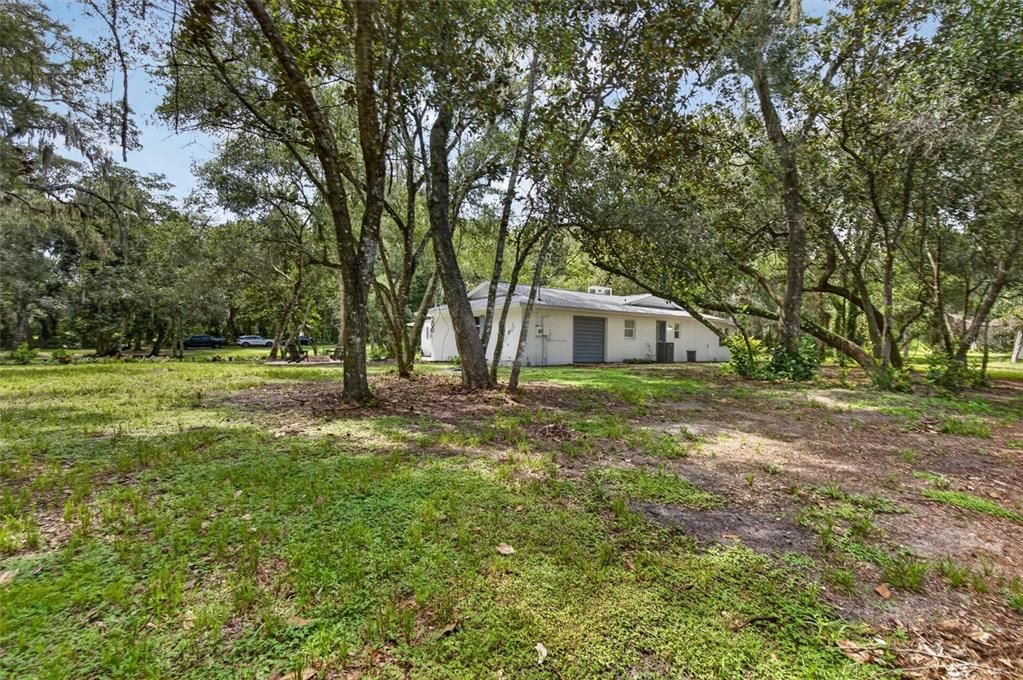 En Venta: $995,000 (4 camas, 2 baños, 2400 Pies cuadrados)