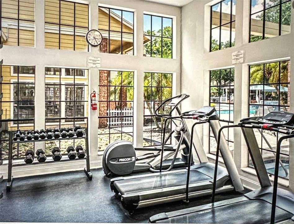 For Rent: $1,500 (1 beds, 1 baths, 684 Square Feet)