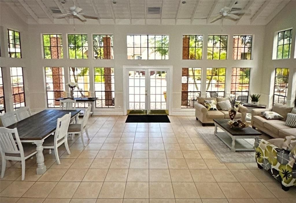 For Rent: $1,500 (1 beds, 1 baths, 684 Square Feet)