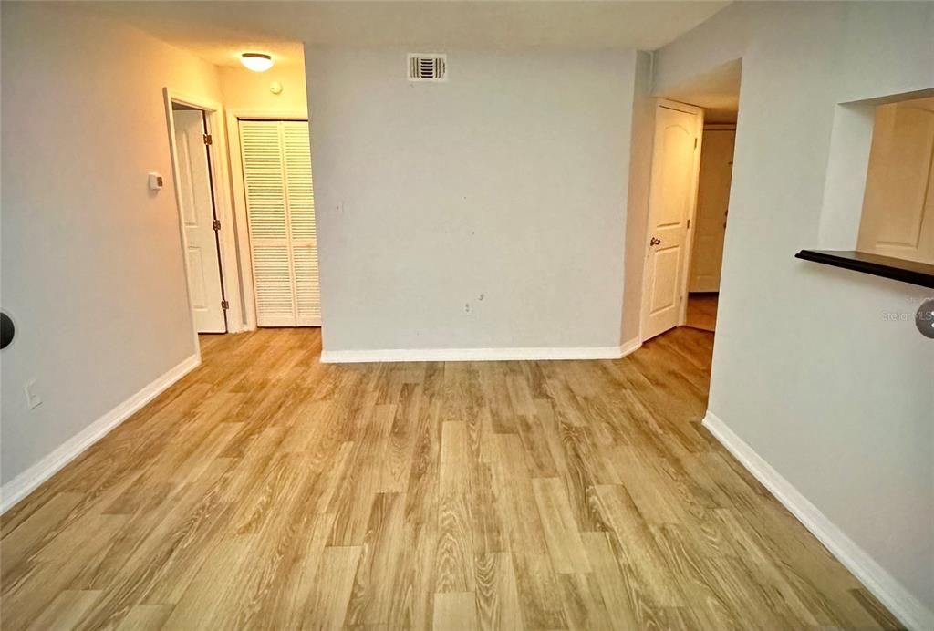 For Rent: $1,500 (1 beds, 1 baths, 684 Square Feet)
