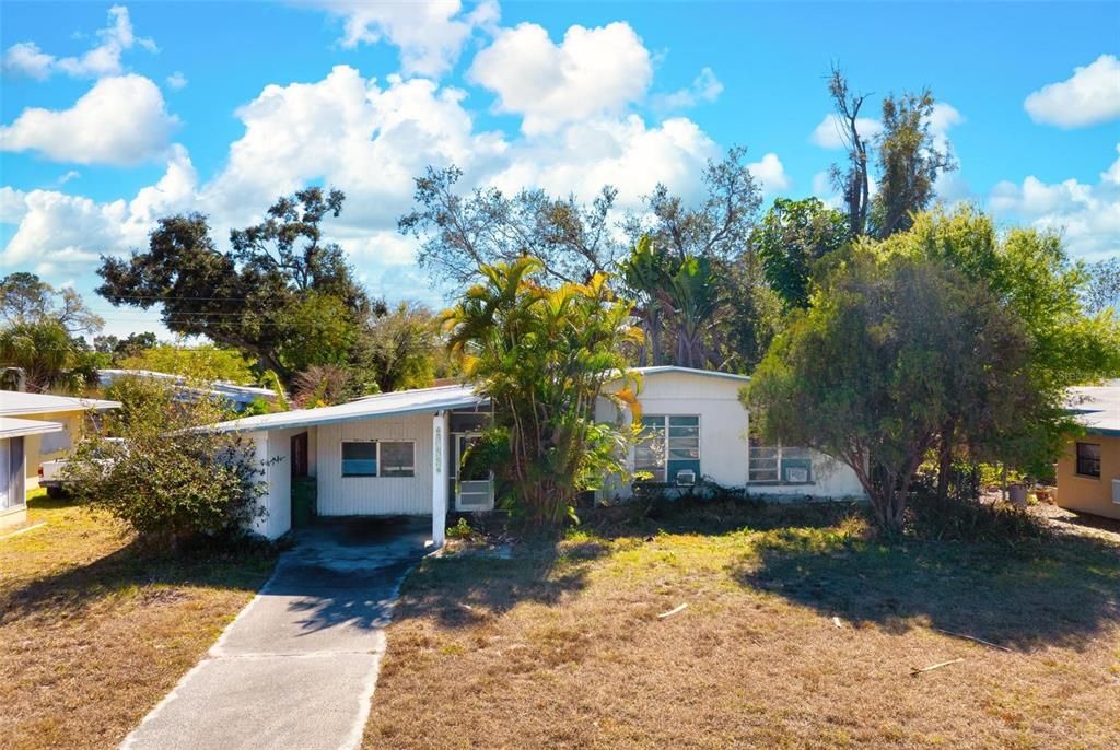 Active With Contract: $185,000 (3 beds, 2 baths, 1296 Square Feet)