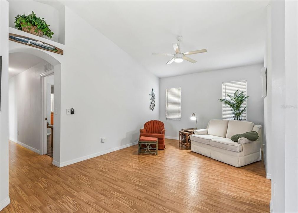 For Sale: $269,000 (3 beds, 2 baths, 1453 Square Feet)
